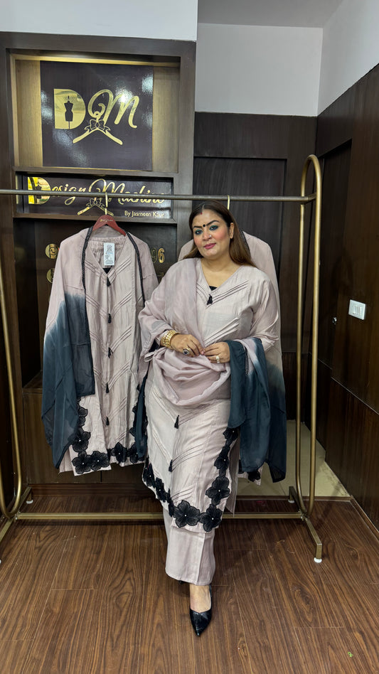 Lyvora (Cotton Suit)