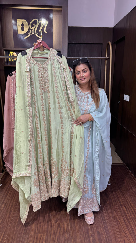Zirevyn (Pure Crepe Anarkali Suit)