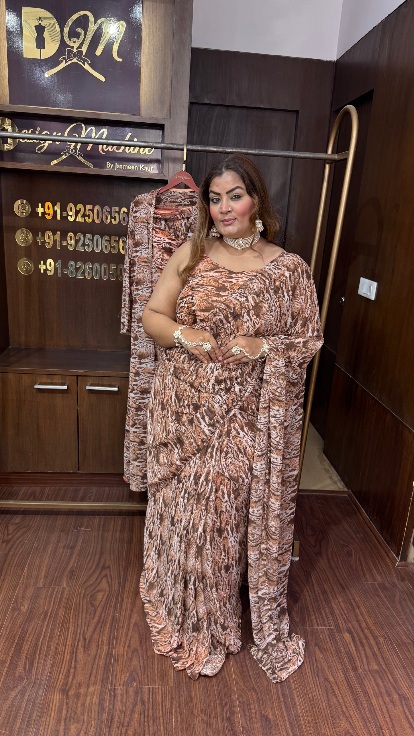 Avnira (Georgette Saree)