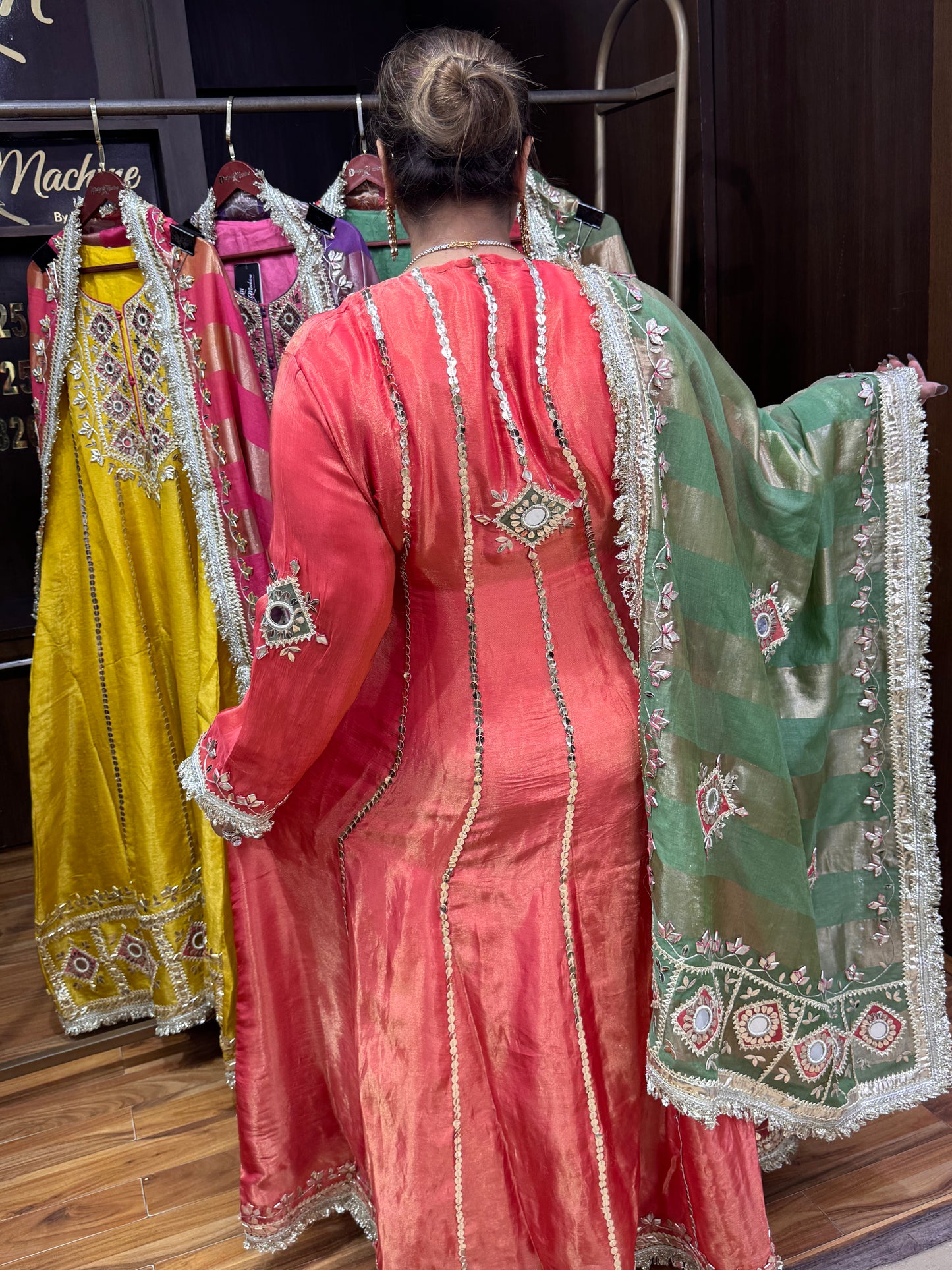 Raaya (Anarkali)