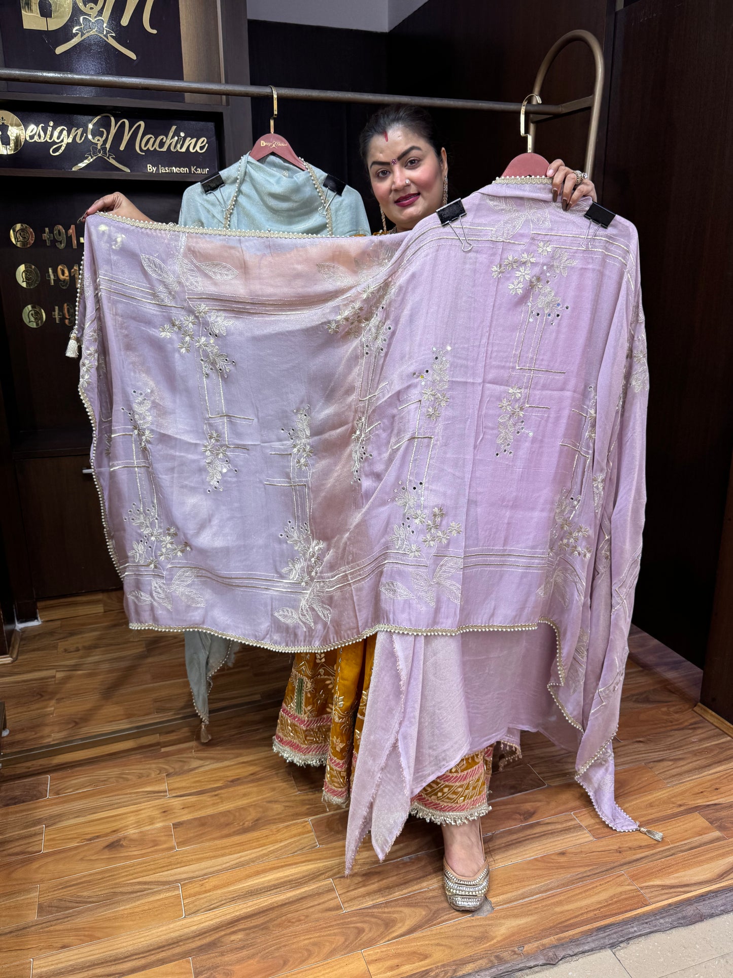Nooraya (Unstitch Suit)