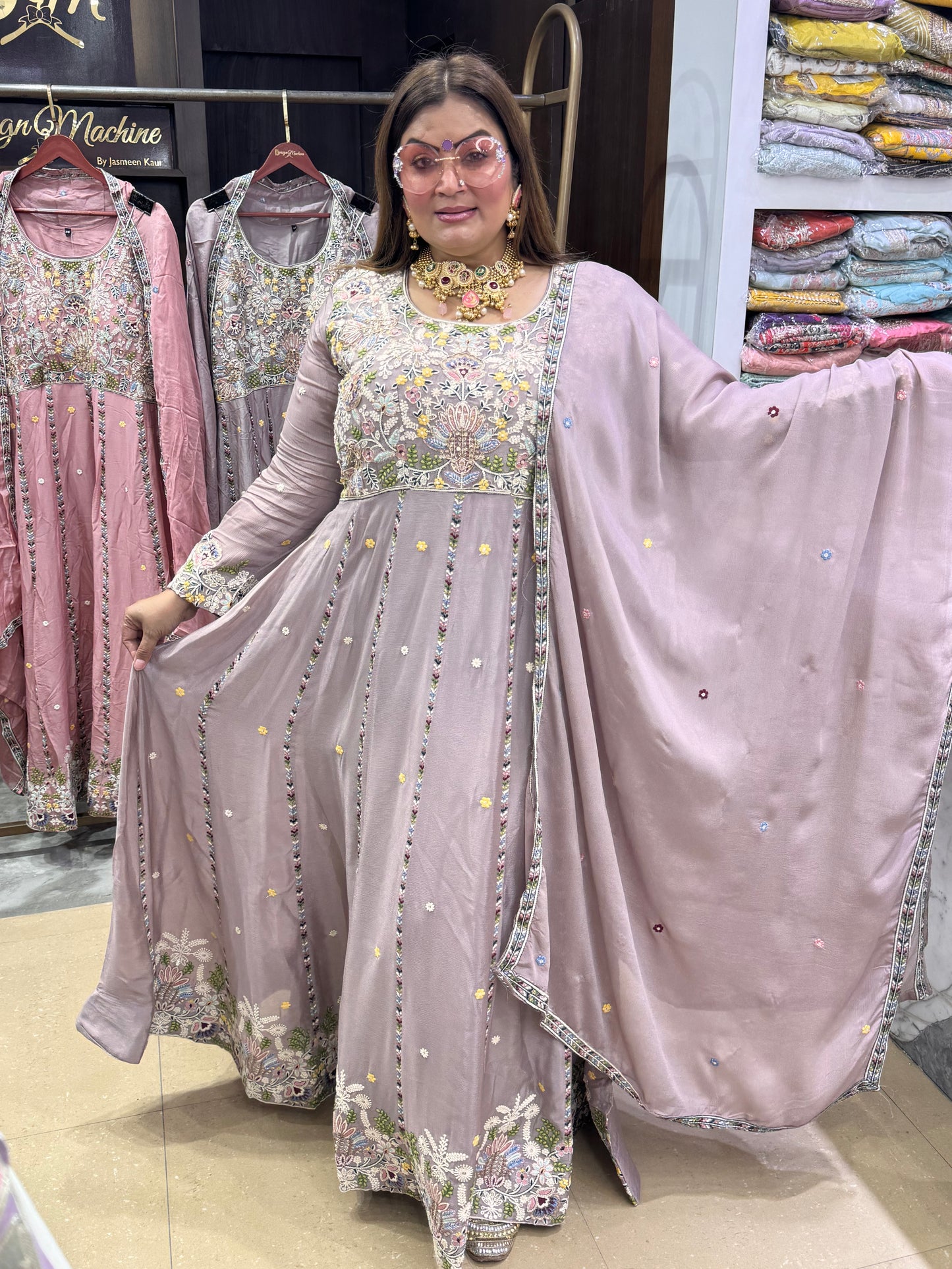 Mehrunisa Majesty (Anarkali)