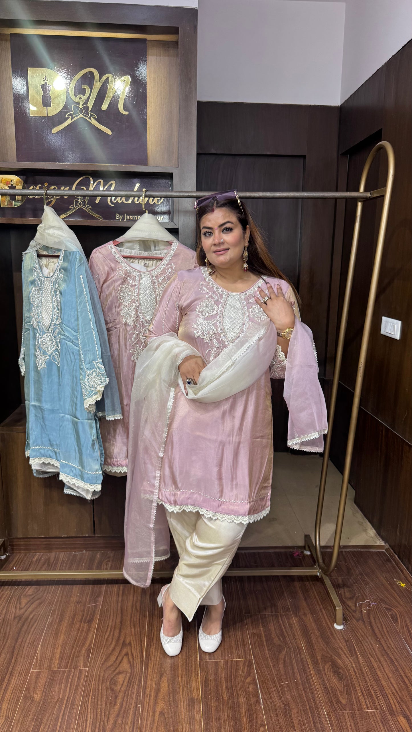 Zoya Glass Tissue Suit