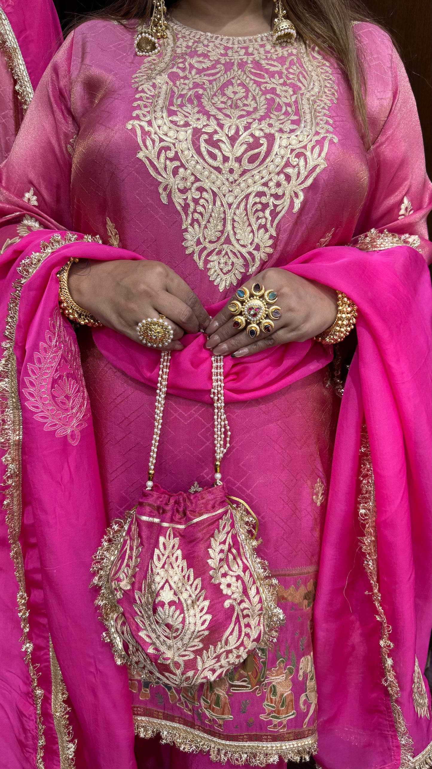 Amevra (Stitched Suit)