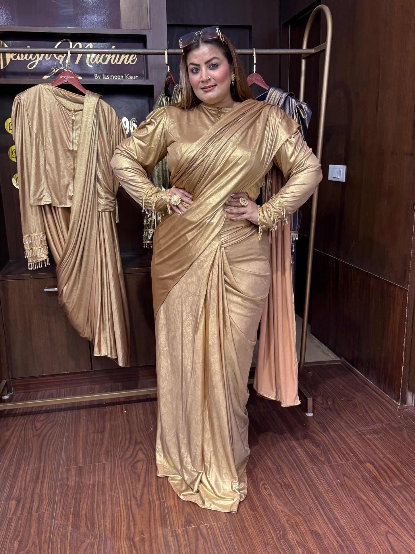Vyanira (Readymade Saree)