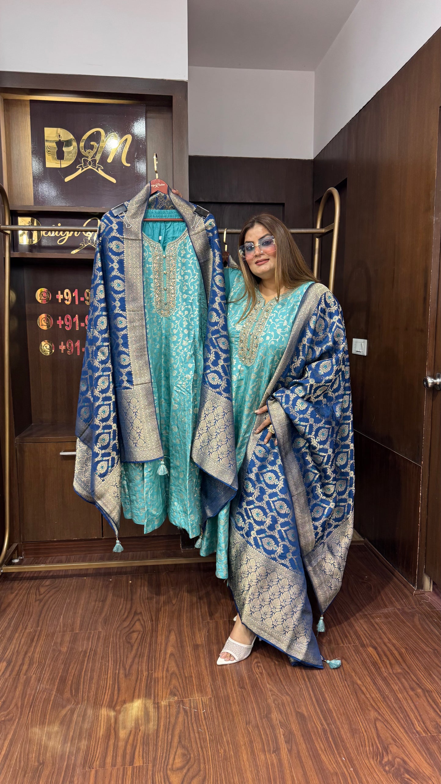 Alvisha (Anarkali)