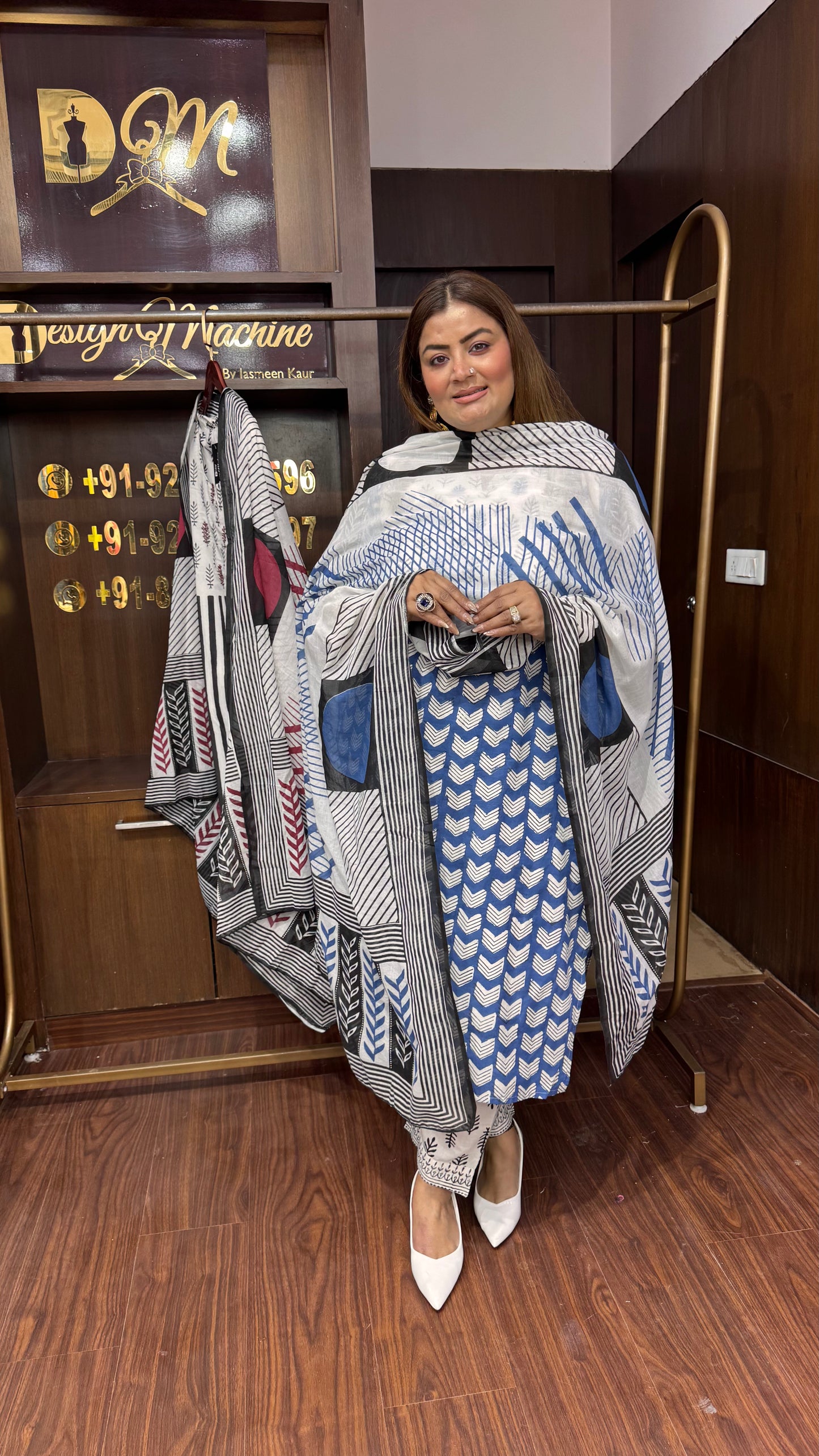 Ravionna (Cotton Suit)