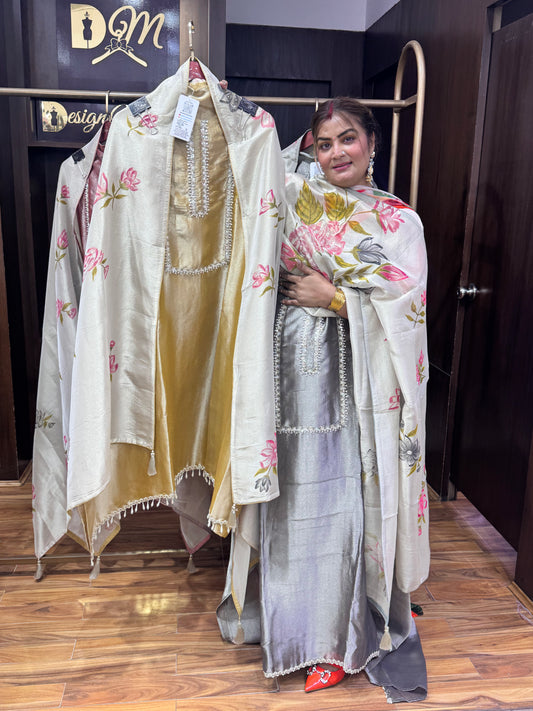 Sculpted Fit Crepe Ensemble