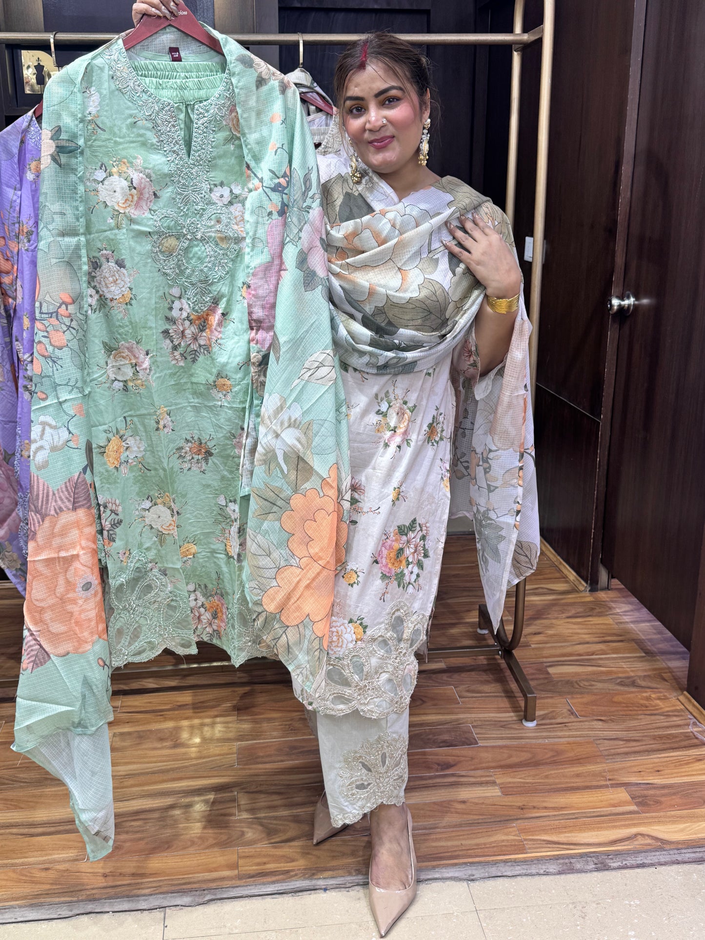 Saanvi Suits