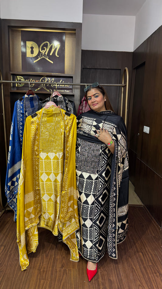 Ananya Gajji Silk (Unstitch Suit)