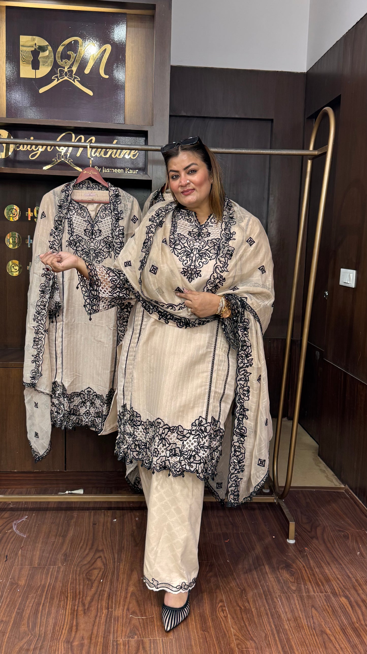 Meherbaan Pakistani Set