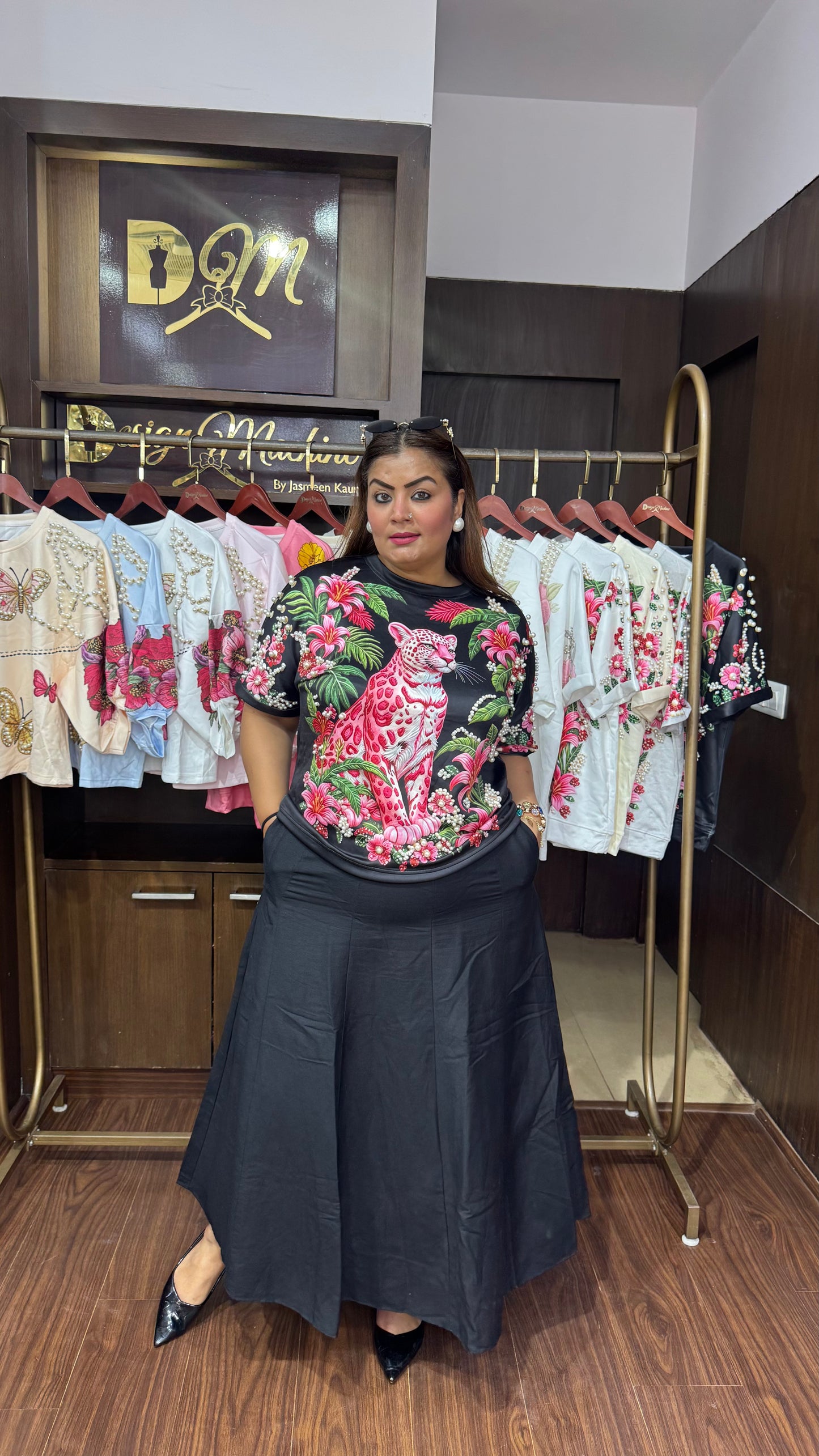 Avni (Pearl Top)
