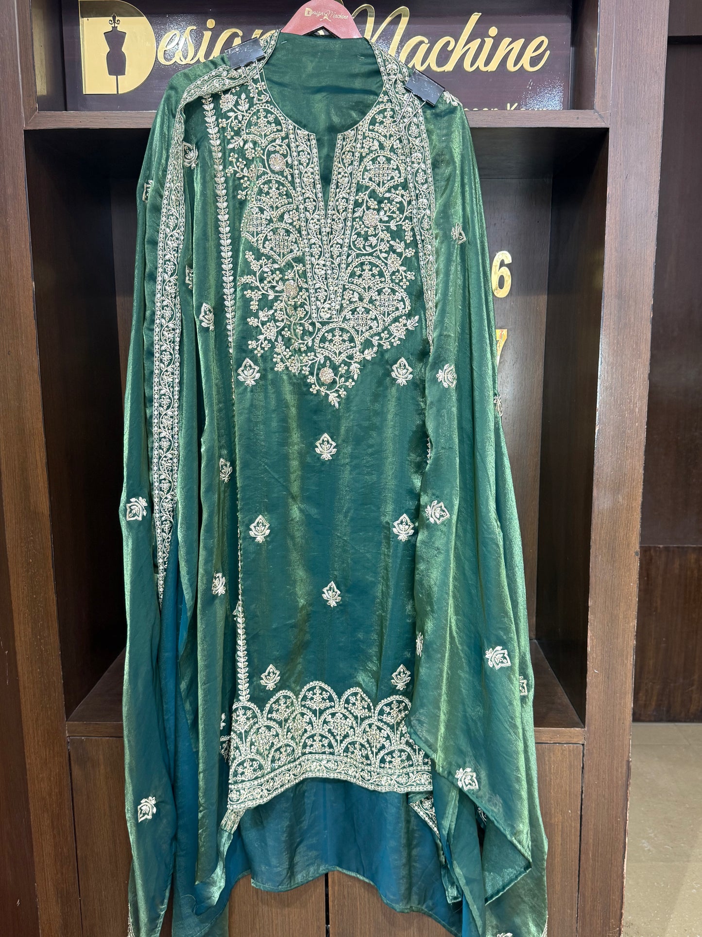 Gulnaar Unstitched