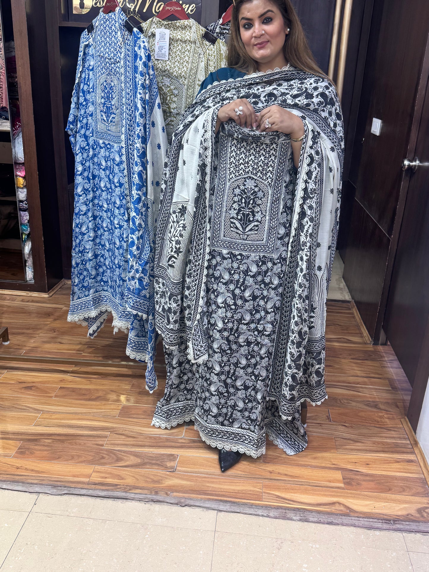 Zunaira Set