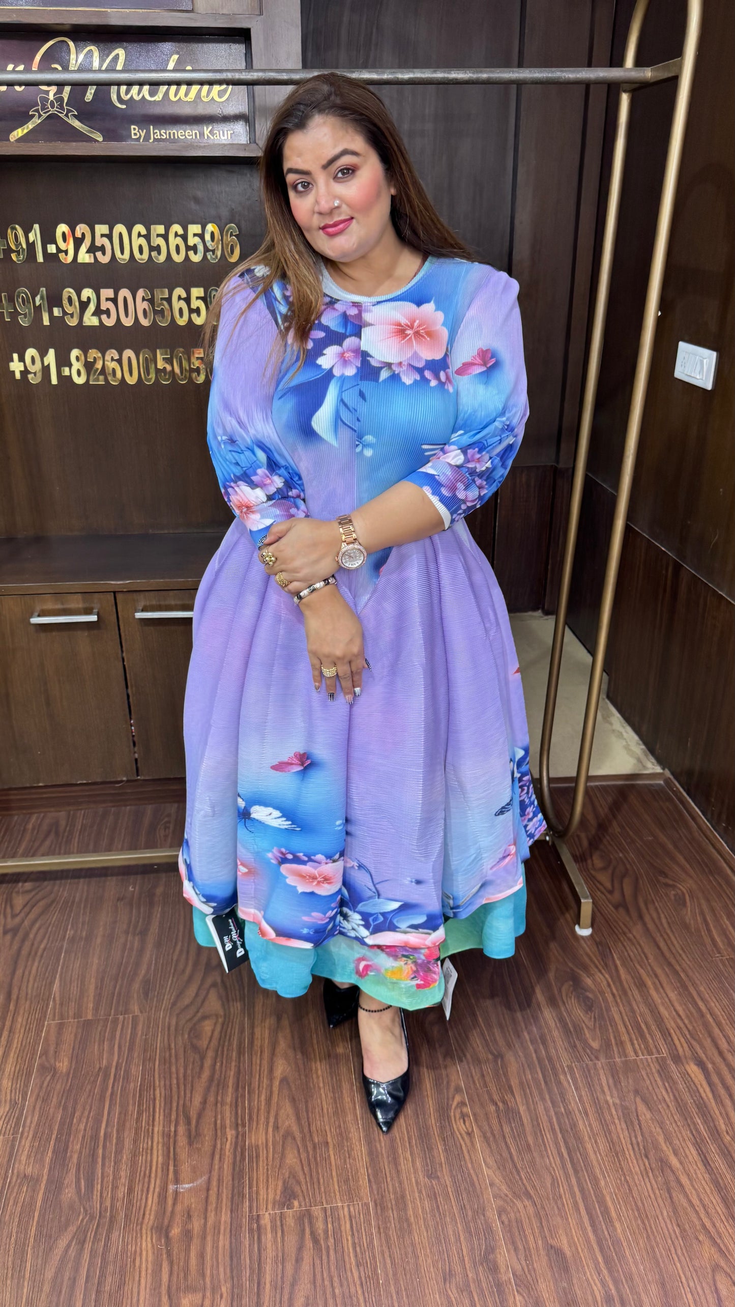 Kairavi (Magic Dress)