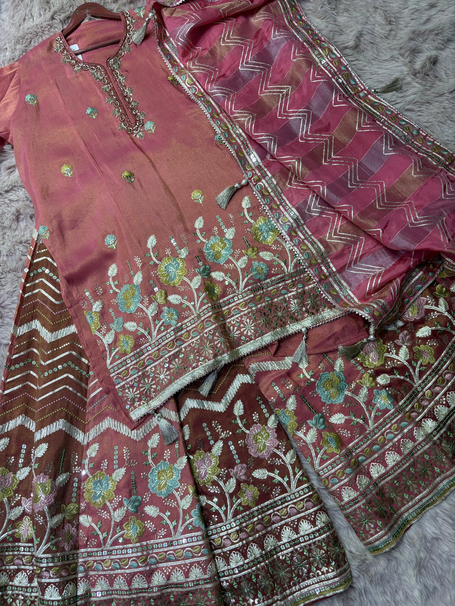 Yezara (Semi-Stitched Suit)
