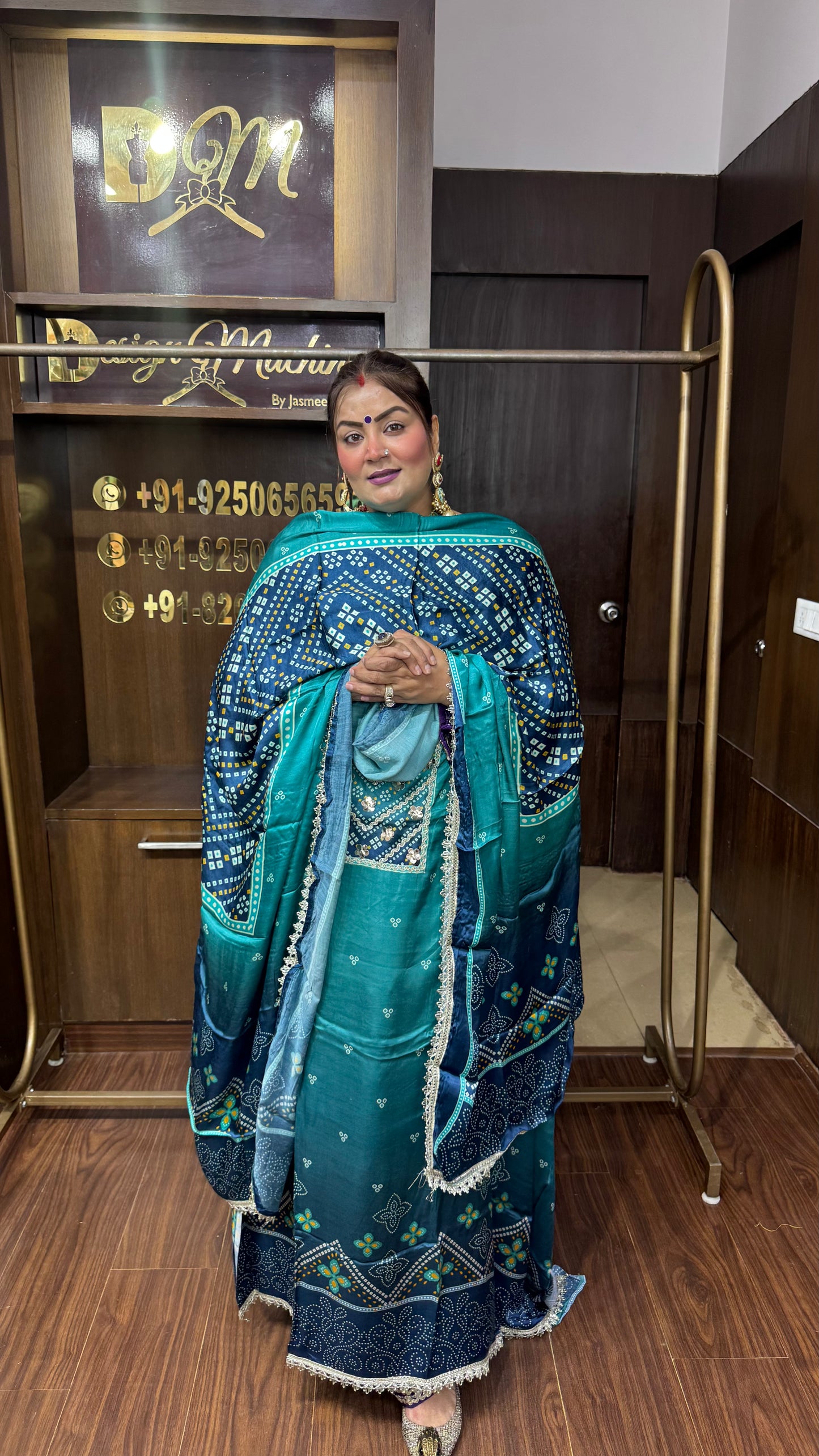 Aarohi Gajji Silk Unstitched Suit