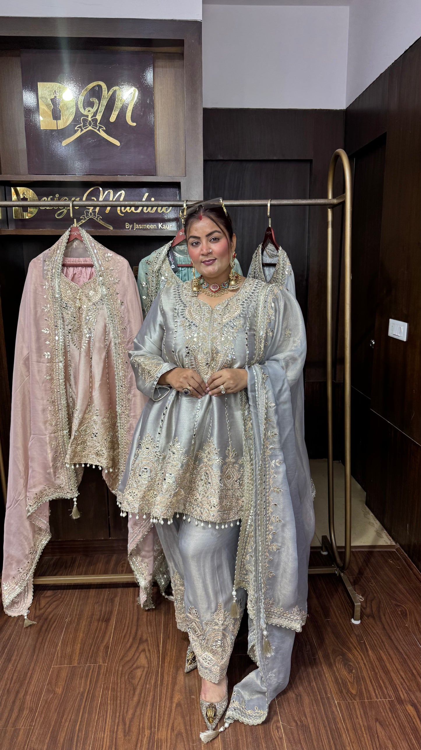 Zehra Glass Tissue Farshi Salwar Suit