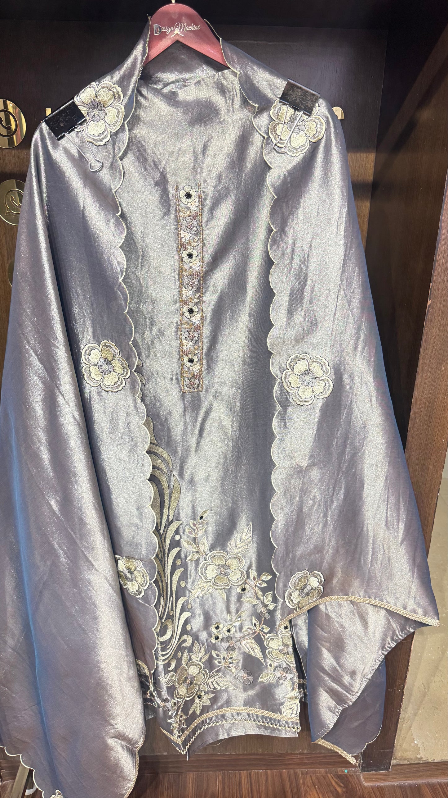 Ritu (Glass Tissue Unstitched Suit)