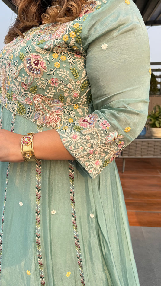 Afsira (Anarkali)