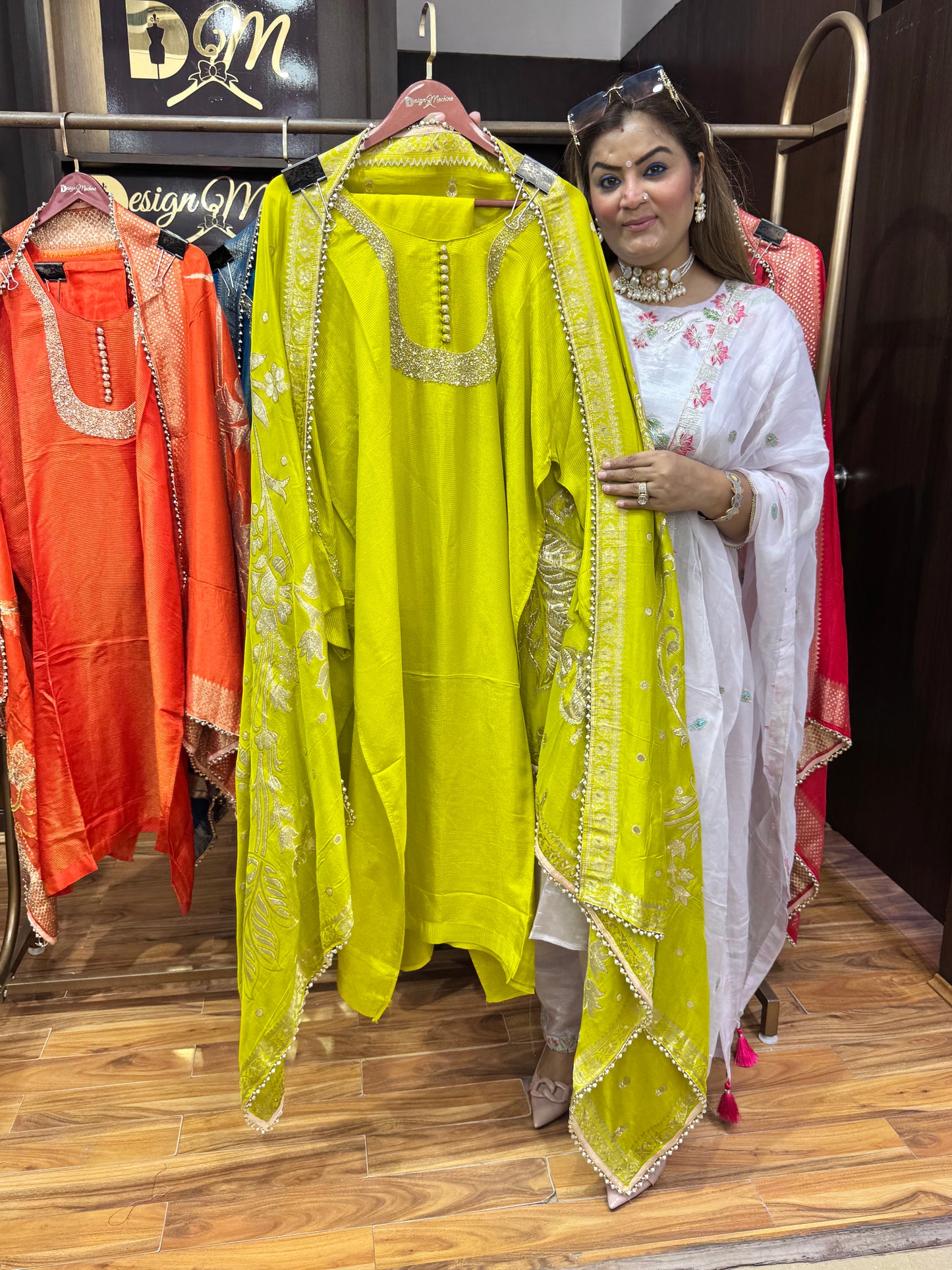 Modish Drape
