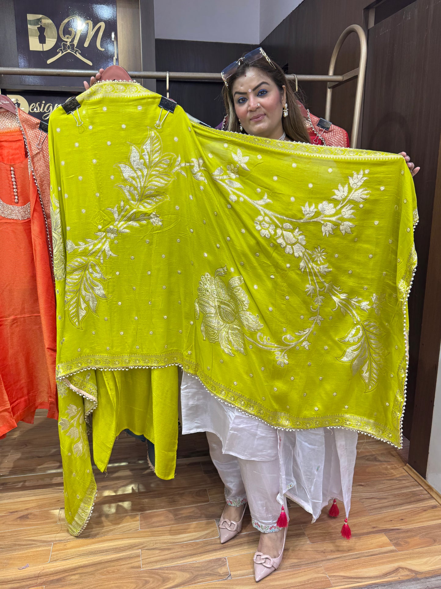 Modish Drape