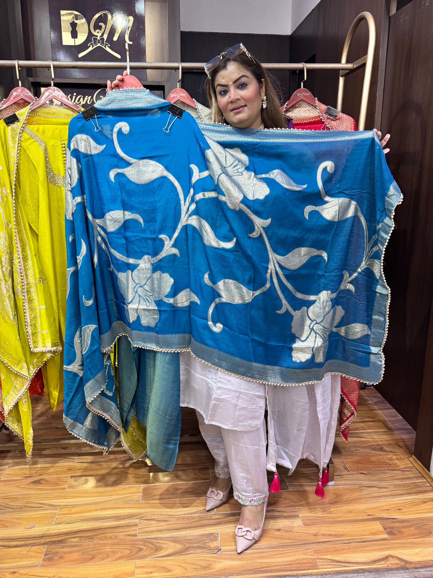 Modish Drape