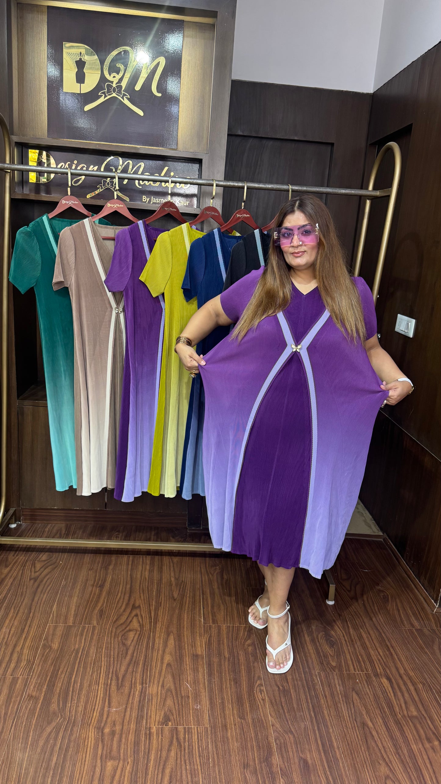 Amaira (Magic Dress)