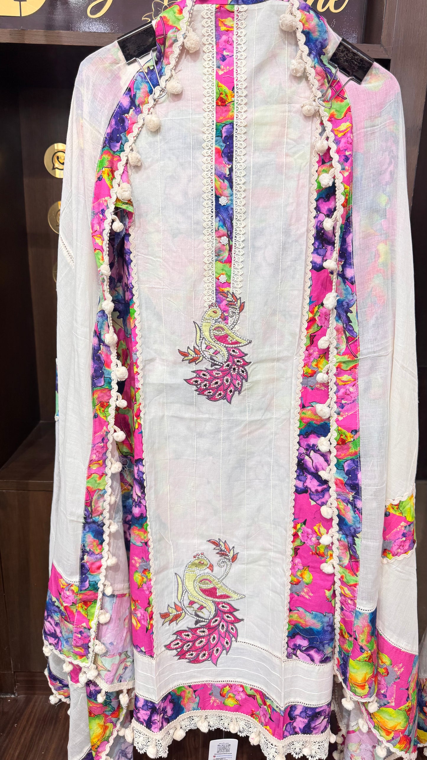 Vaani (Cotton Pompom Unstitch Suit)