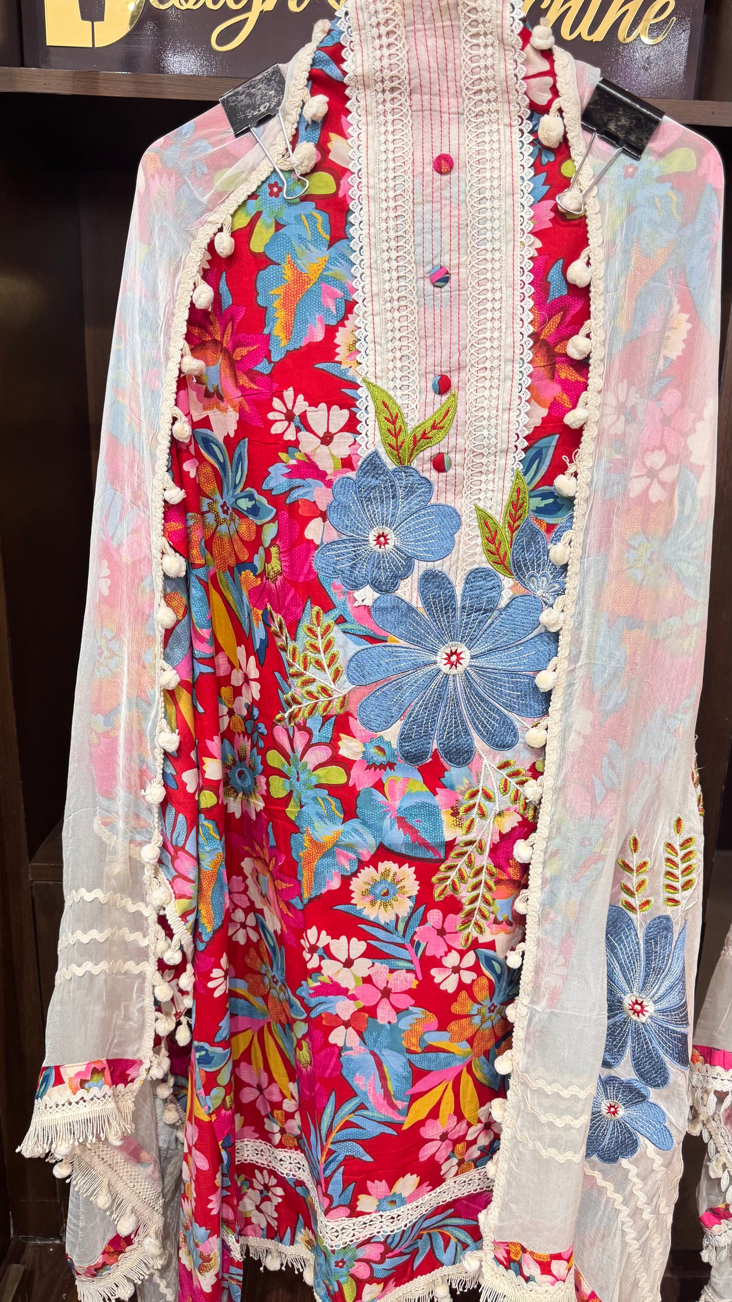 Vireya (Cotton Pompom Unstitch Suit)
