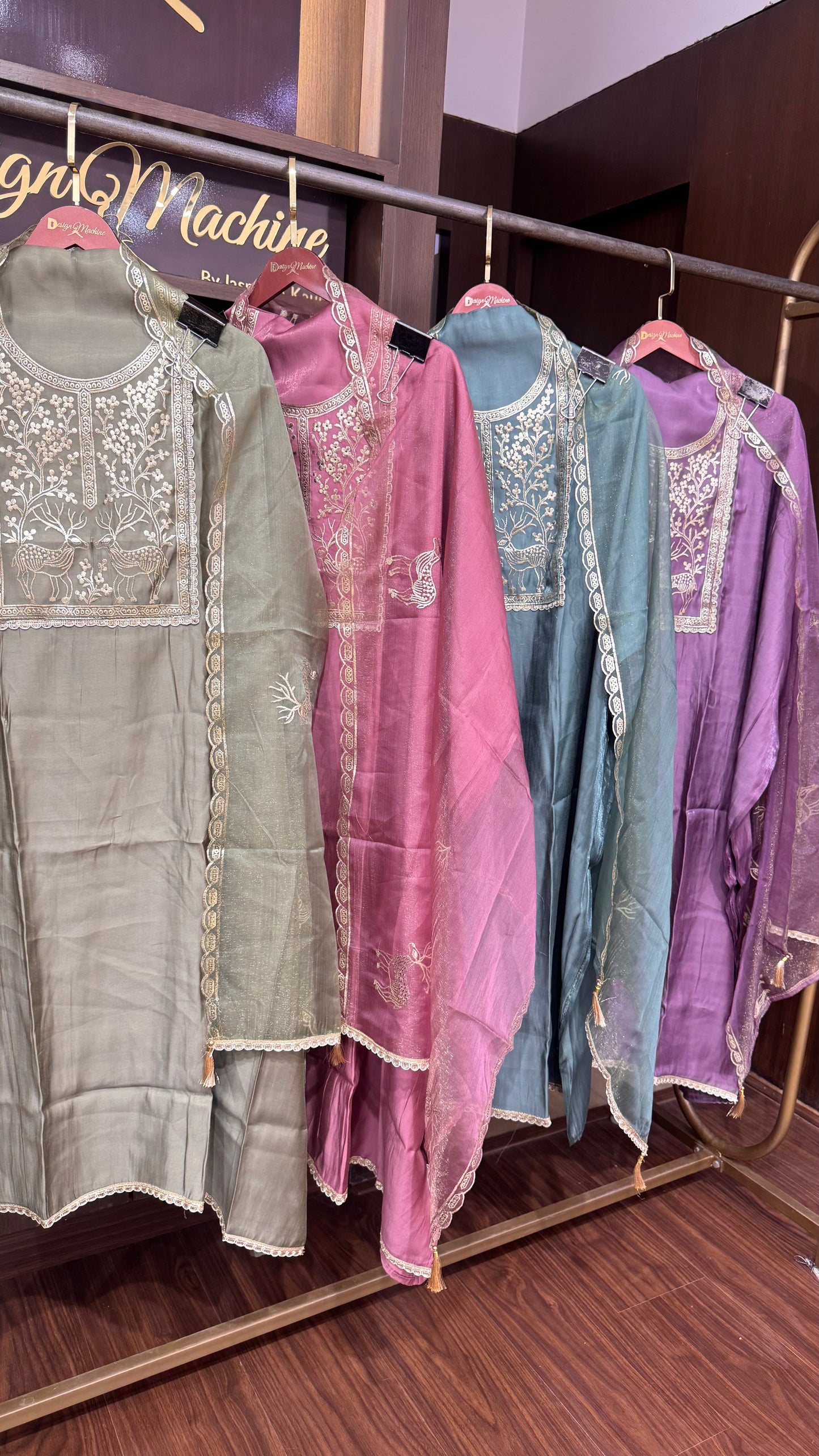Roohani (Satin Silk Unstitch Suit)