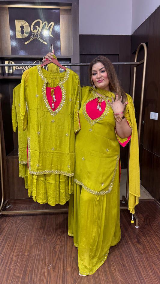 Aafreen (Pure Chinnon Crepe 4 Piece Suit)