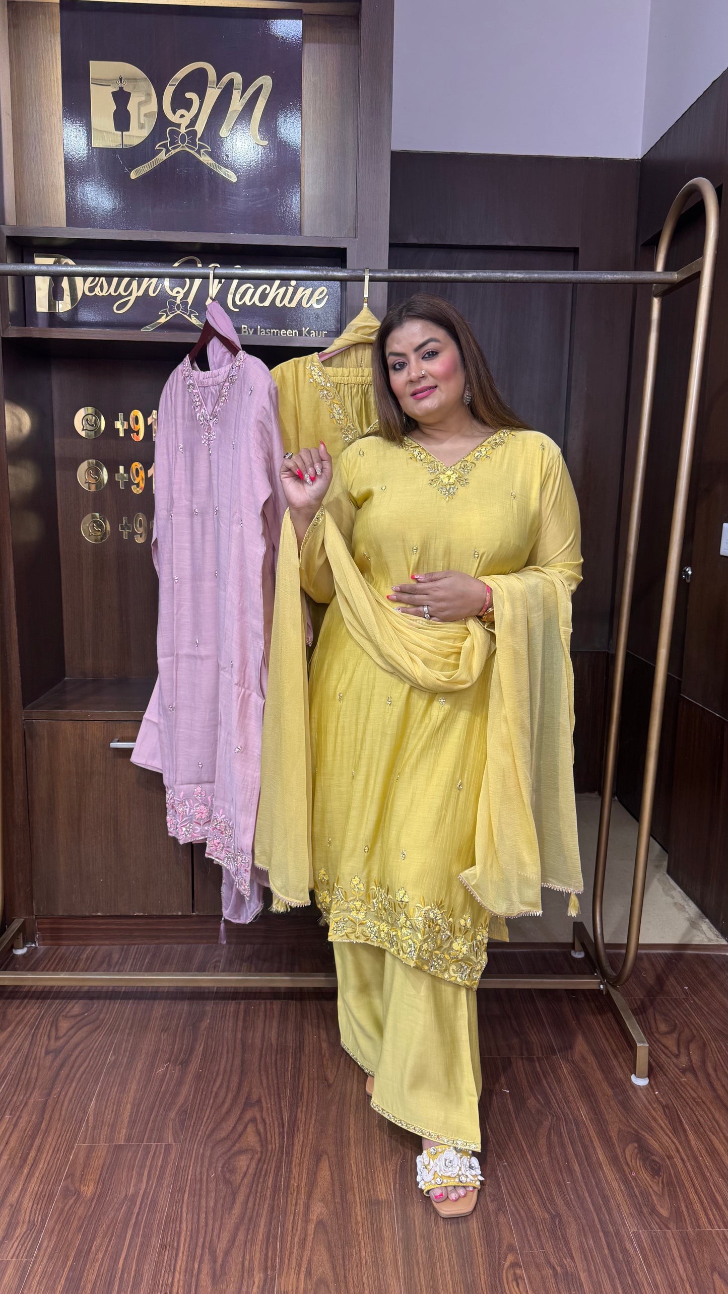 Anayka (Cotton Suit)