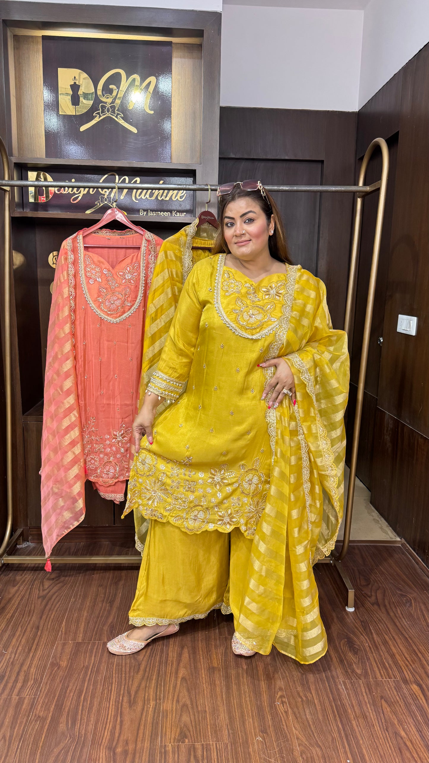 Safira (Glass Tissue Suit)