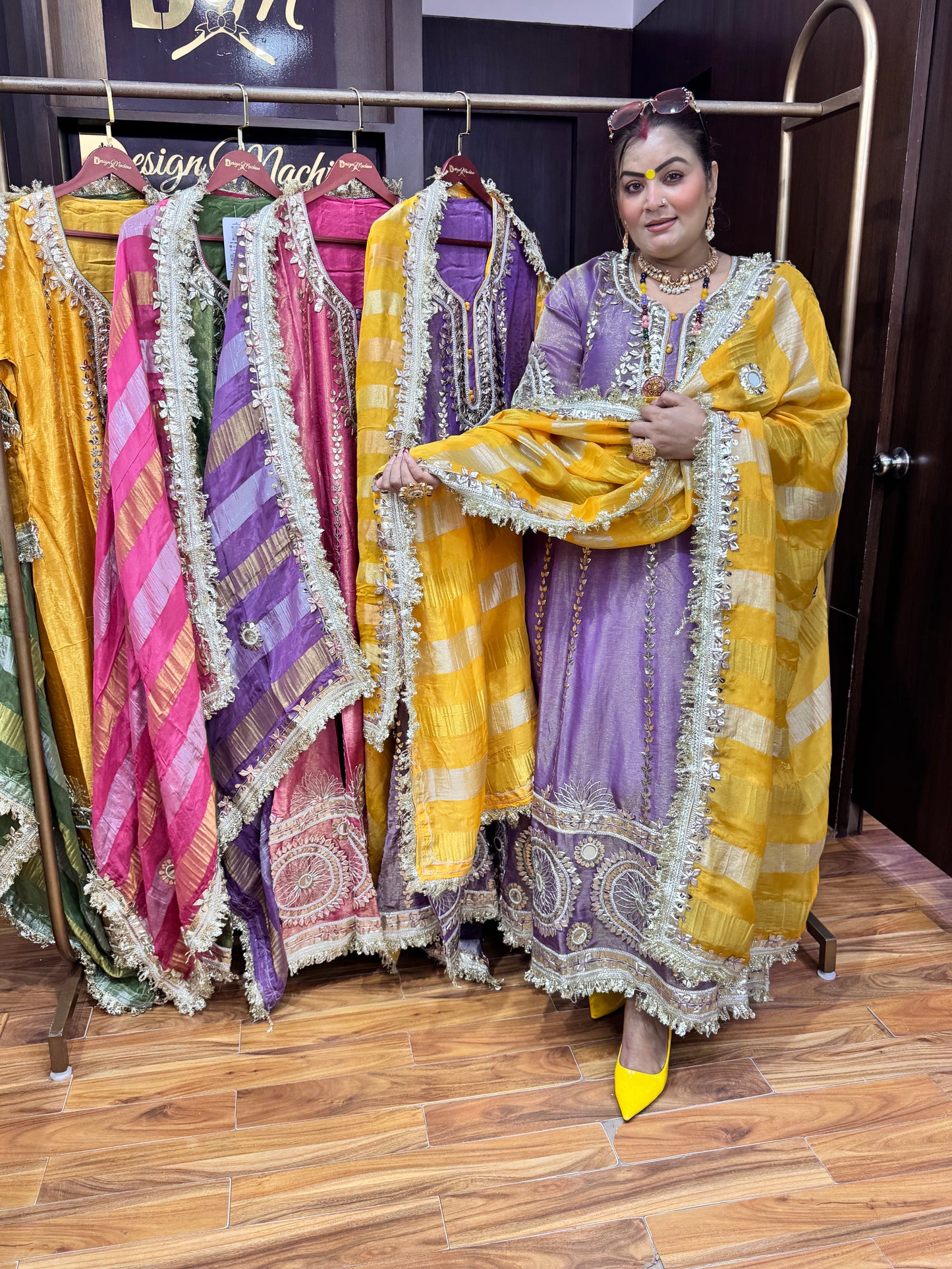 Shahi Adaa Anarkali