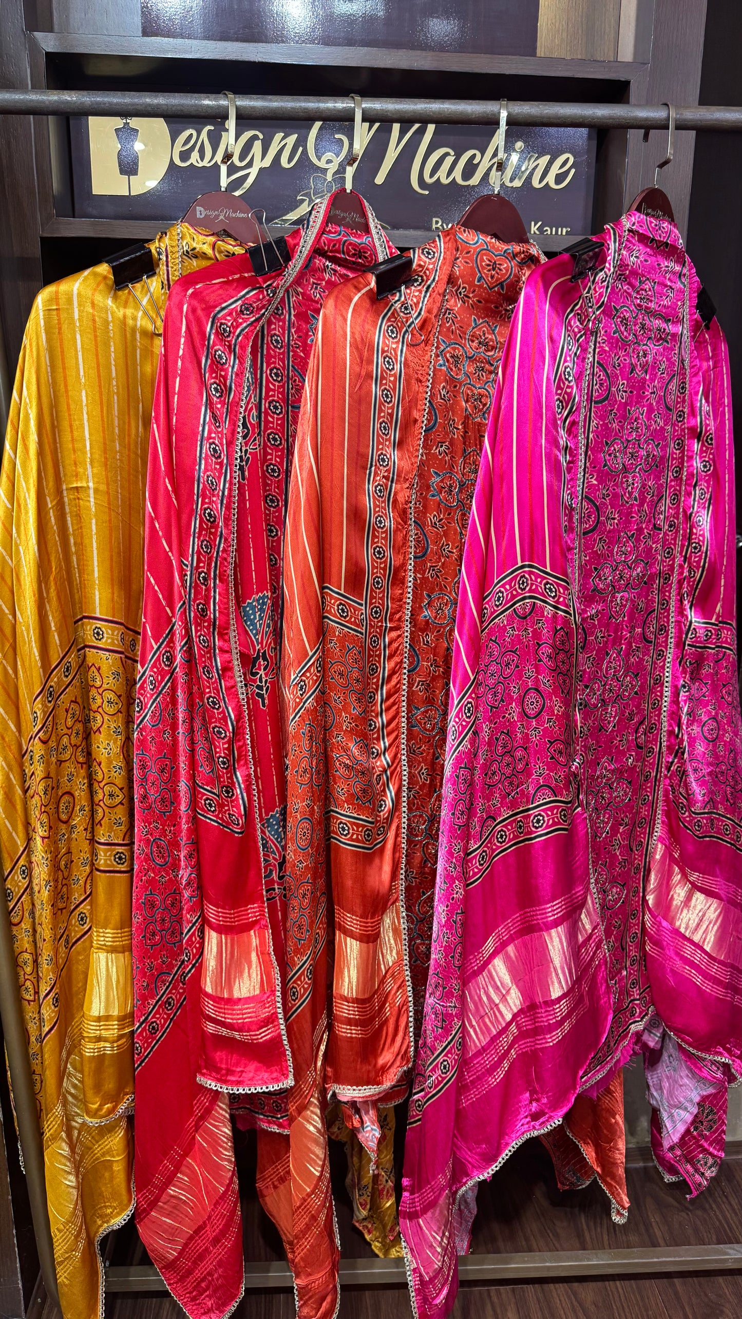 Ishita (Gajji Silk Unstitch Suit)