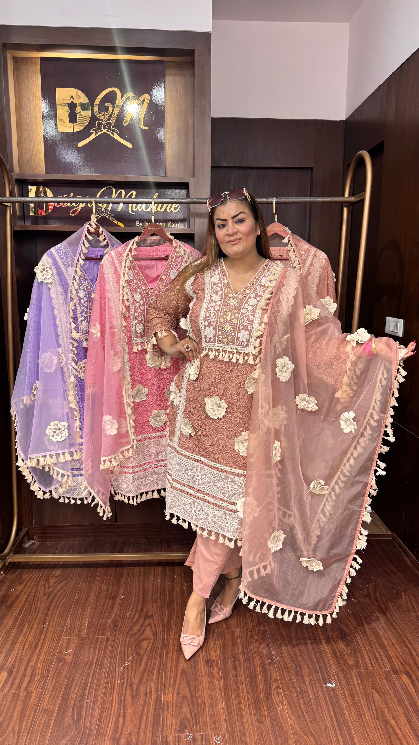 Zavira (Hakoba Chikan Fabric Suit)