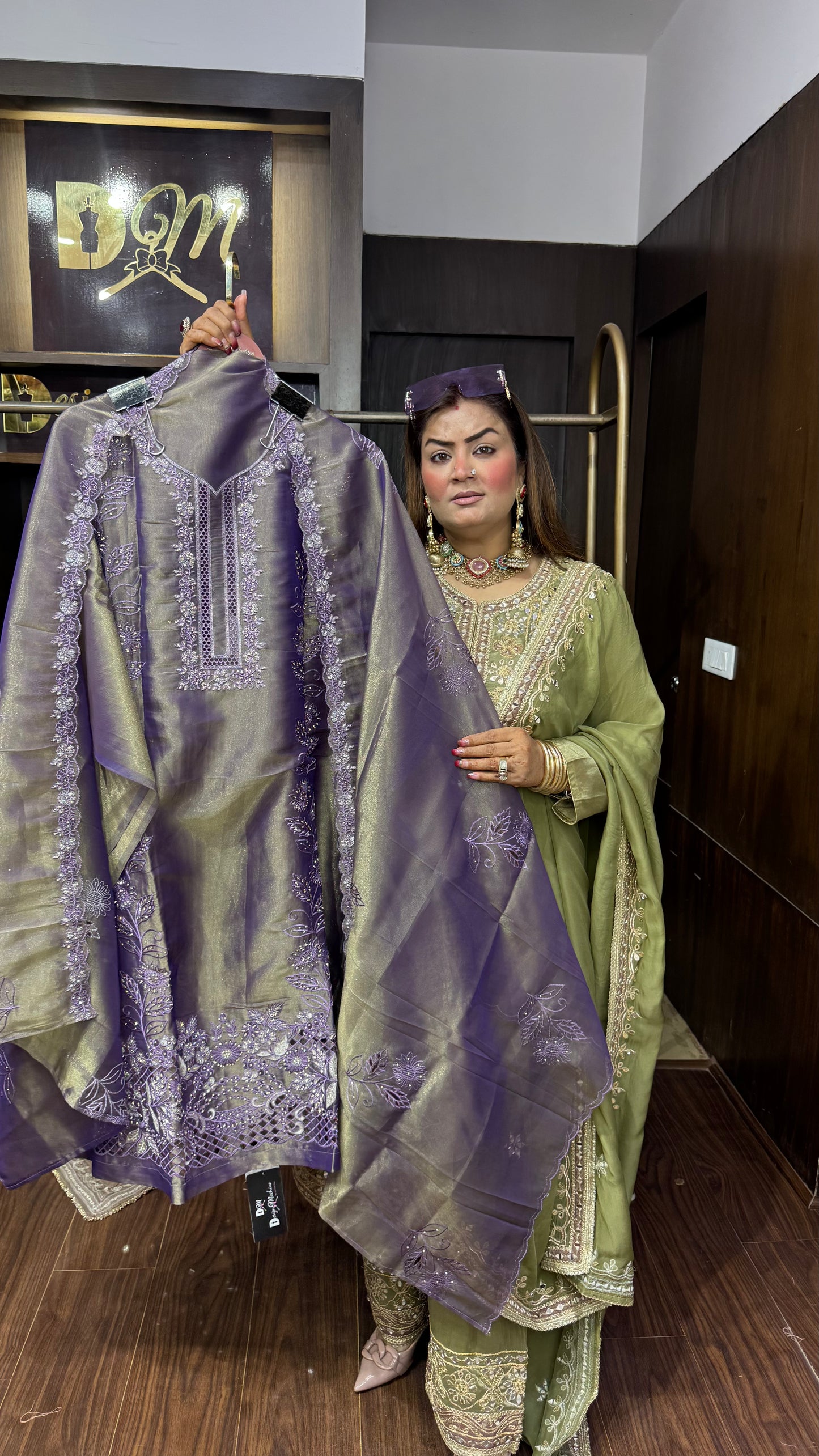 Elvaria Glass Tissue Unstitched Suit