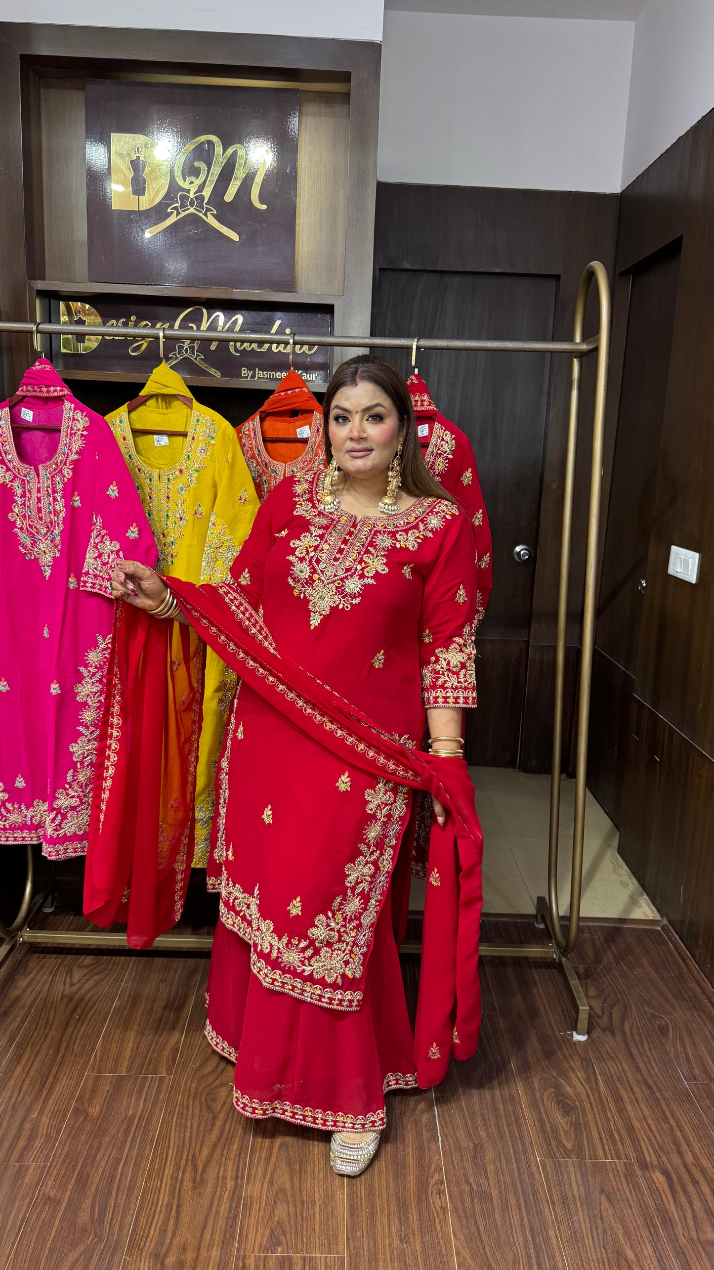 Avelina Pure Georgette Suit