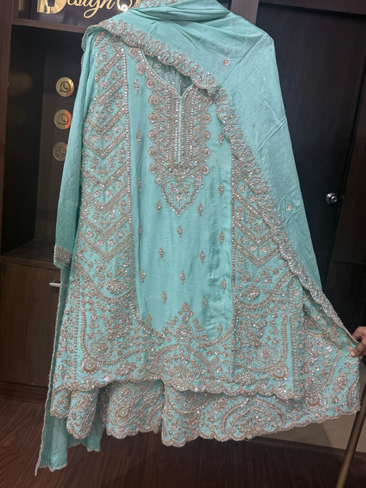 Aabira Pure Crepe Ready Made