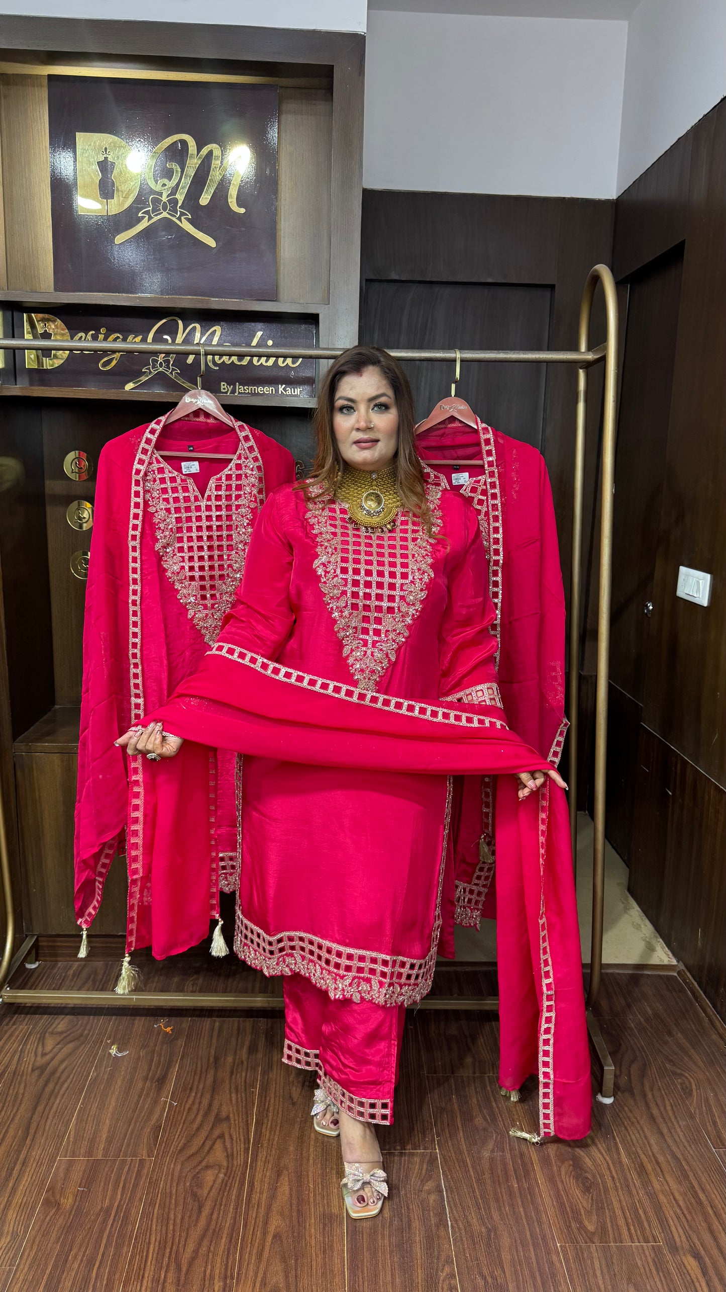 Elarisse Pure Crepe Suit