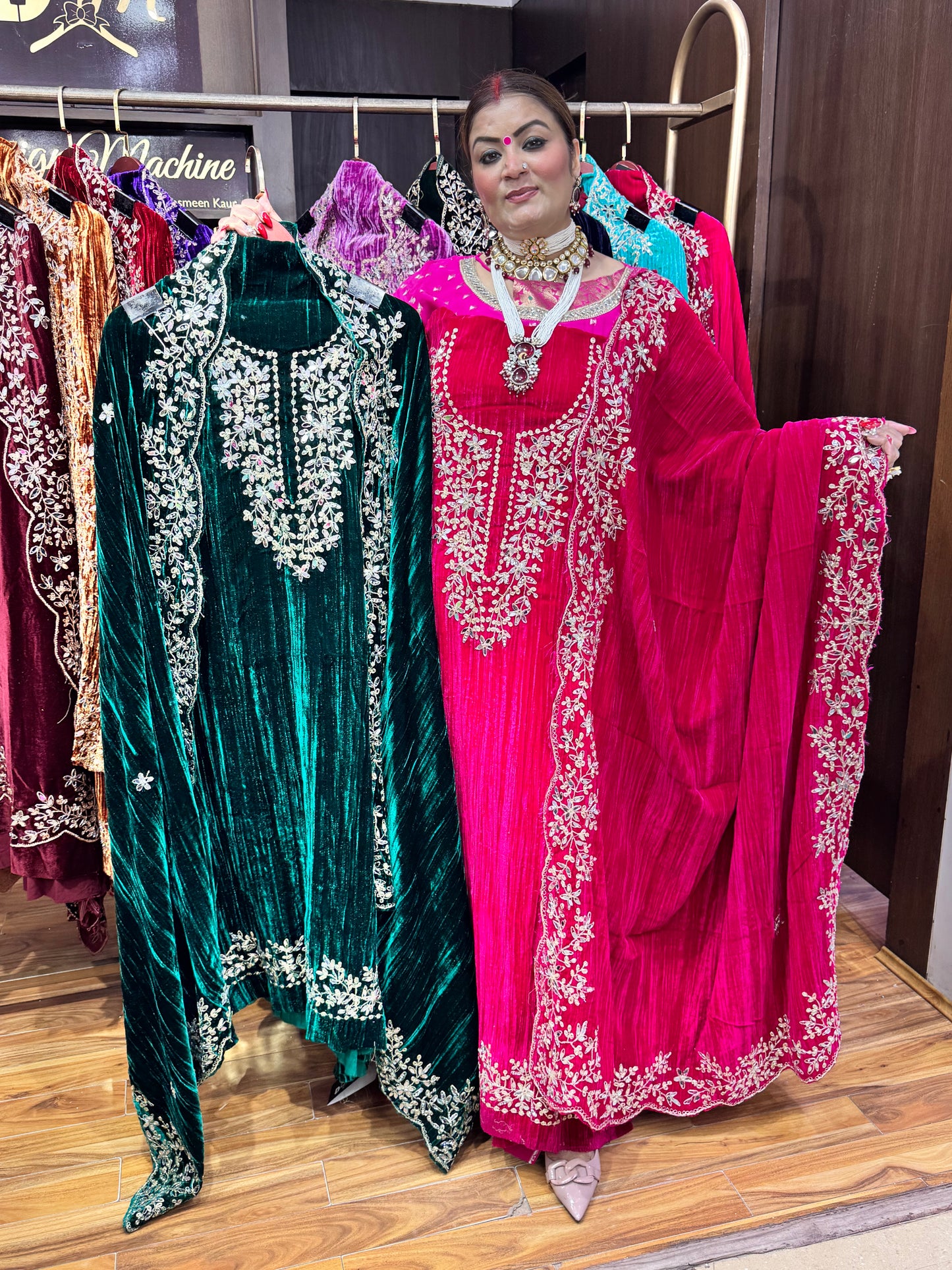 Regalia Velvet (Un-Stitched)