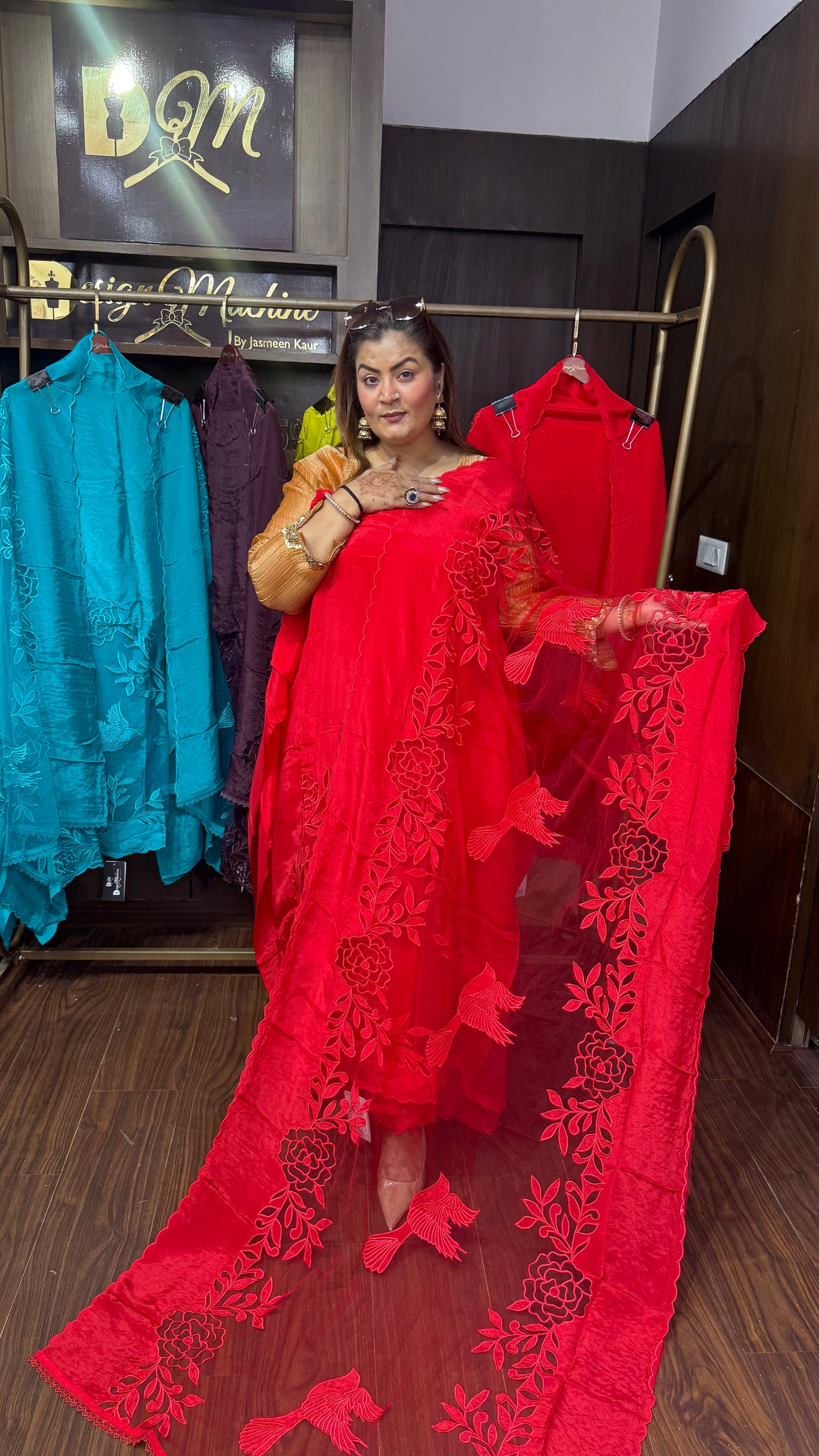 Saanvika Pure Crepe Unstitched Suit