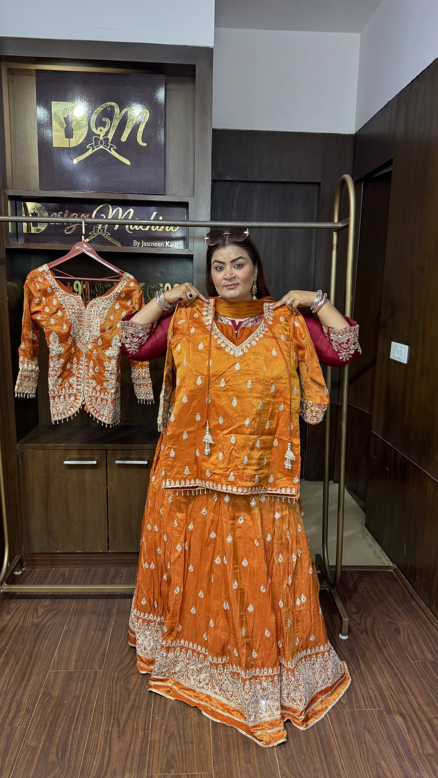 Aahana Pure Chunon Lehenga