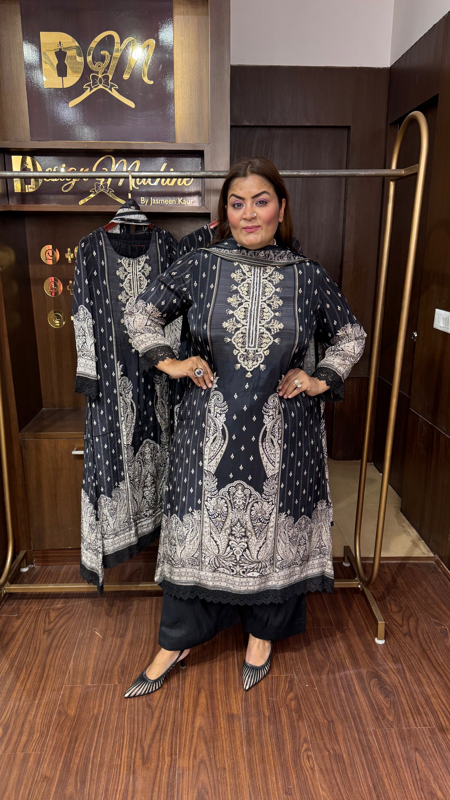Noor Zariya Crepe Suit