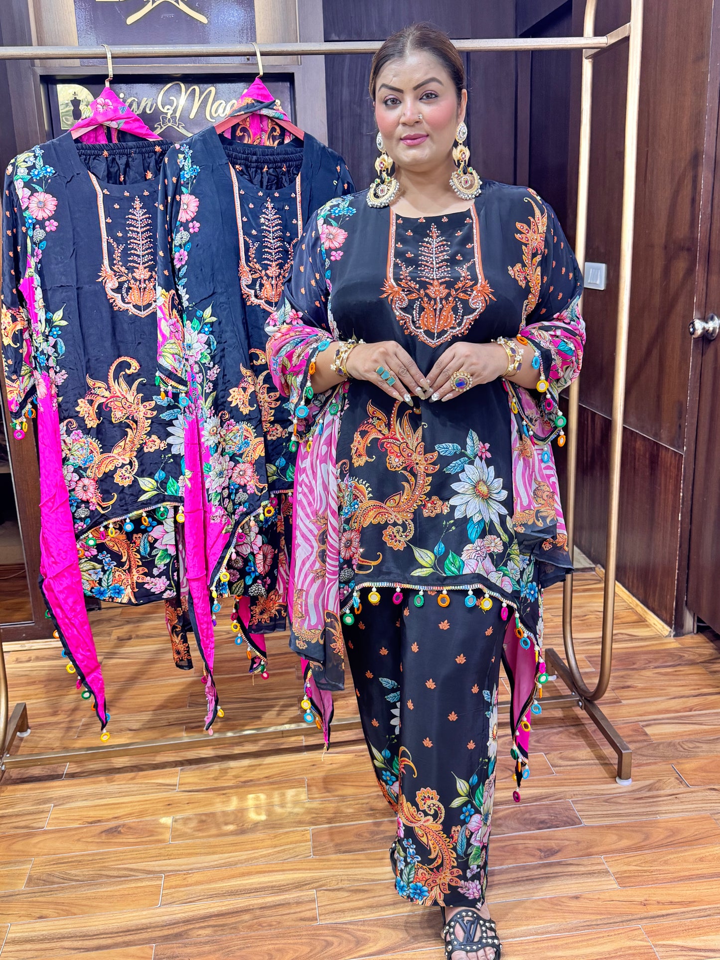 Aarvi Collection (Stitched Suit