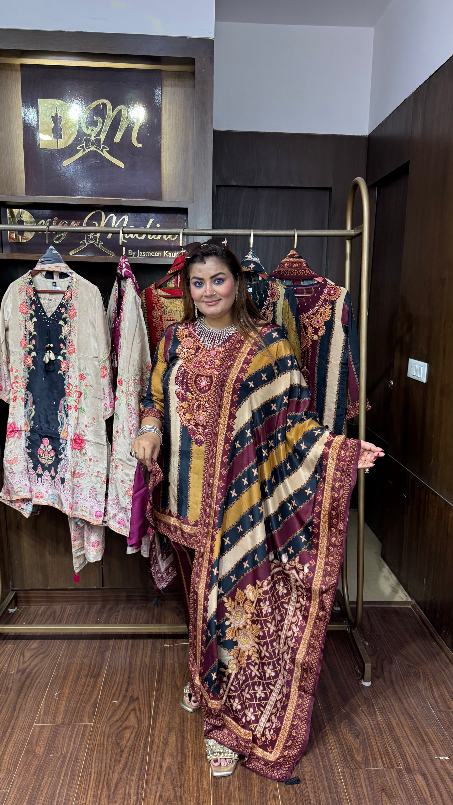 Satakshii (Pure Crepe Suit)