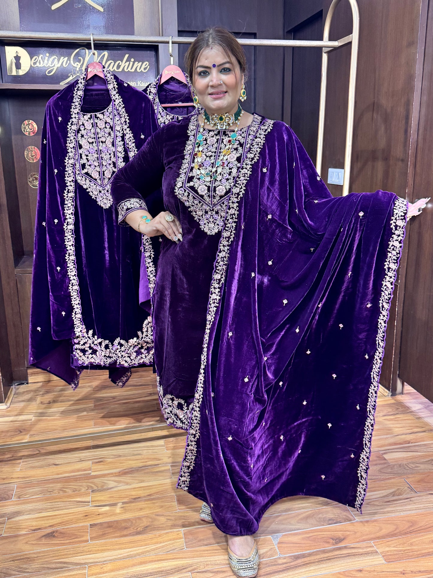 Noorani (Velvet Suit)