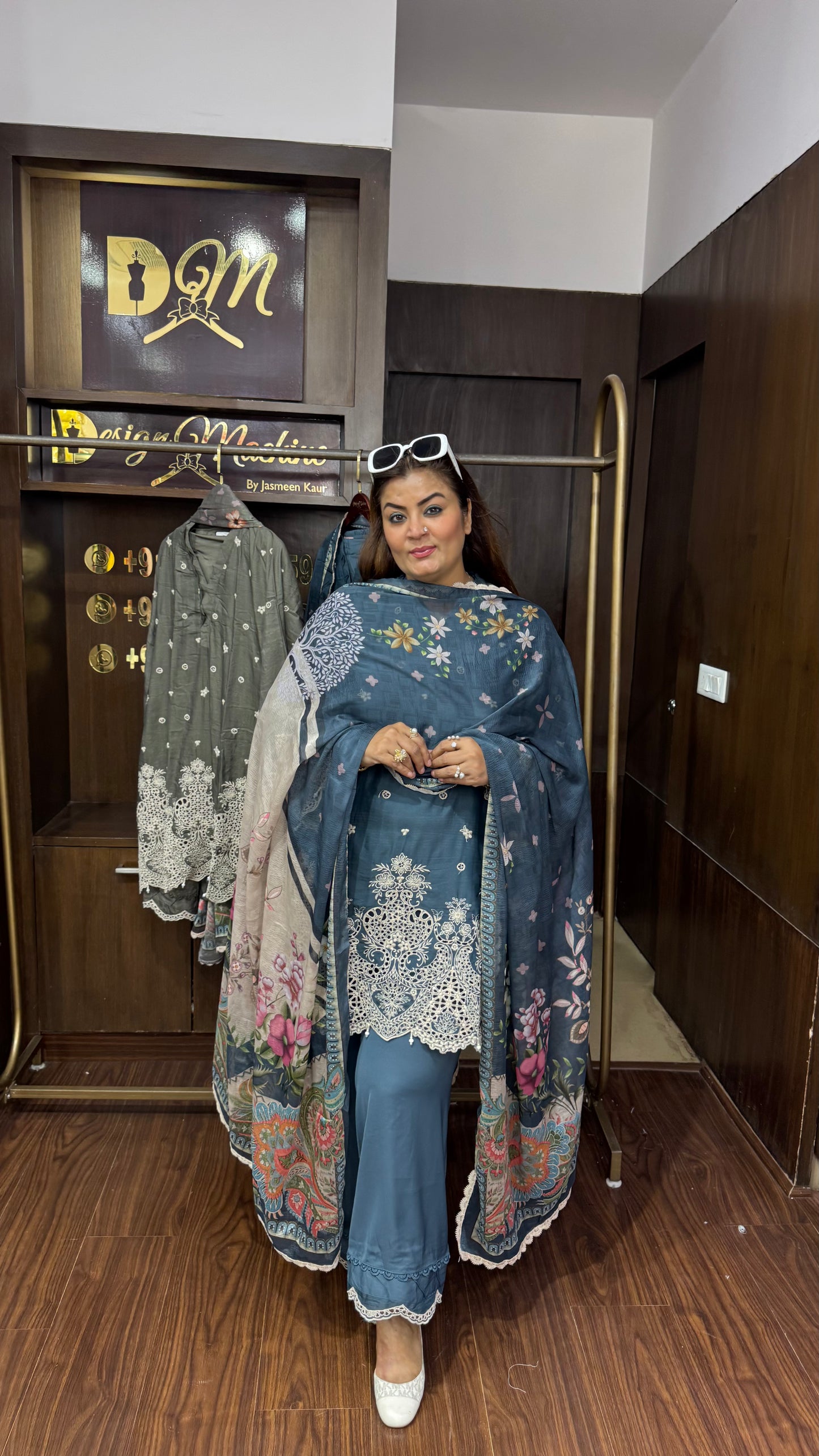 Ridhima (Pakistani Suit)