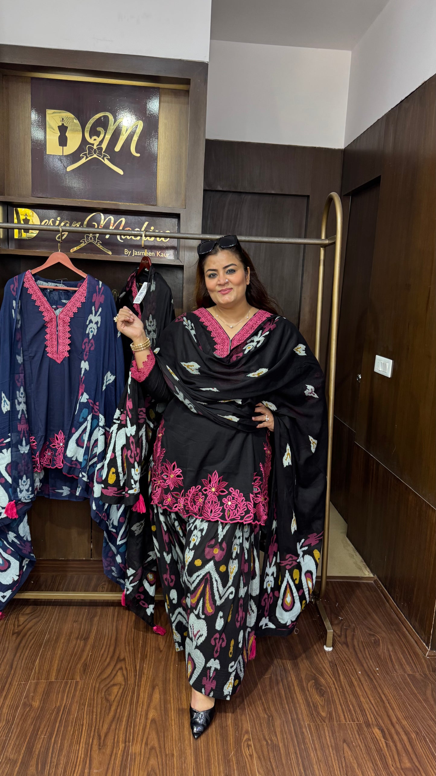 Aani (Pakistani Suit)